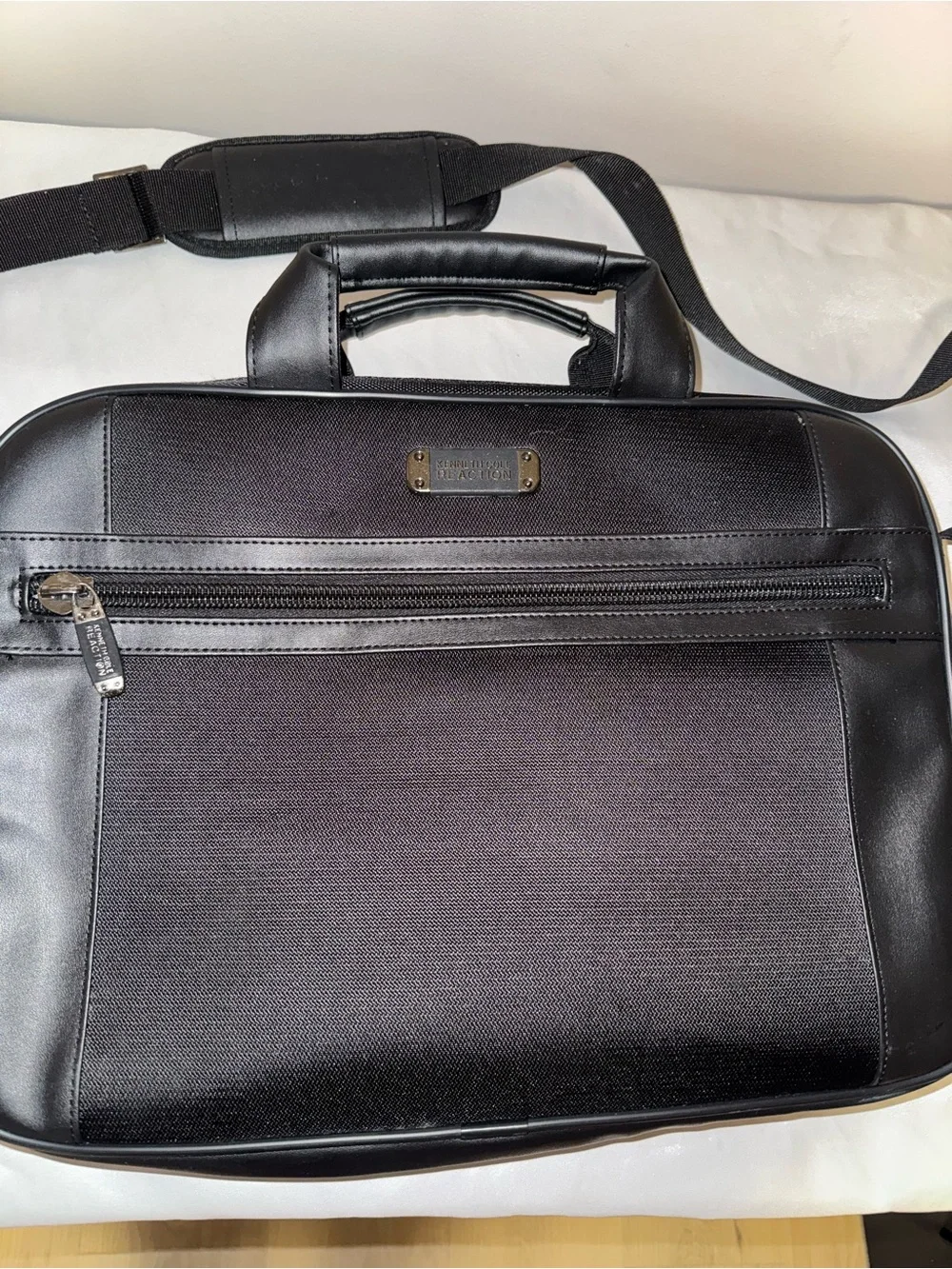 Kenneth Cole Reaction Black Laptop Briefcase with Shoulder Strap